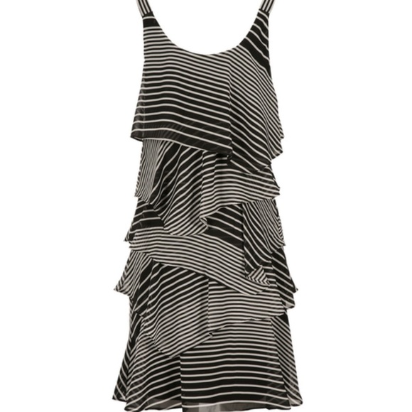 🌟nwt ROBBIE BEE LAYERED STRIPE DRESS🌟 - Picture 3 of 4